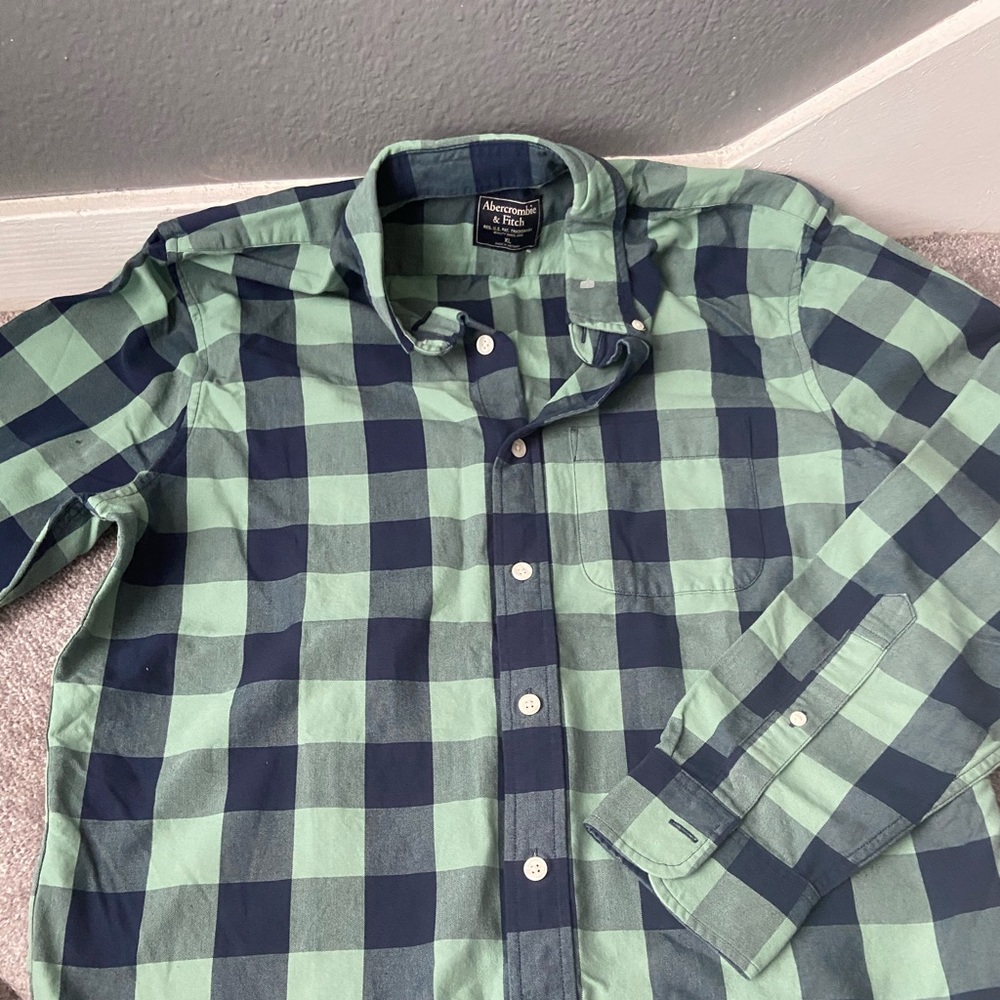 Men’s Abercrombie button up